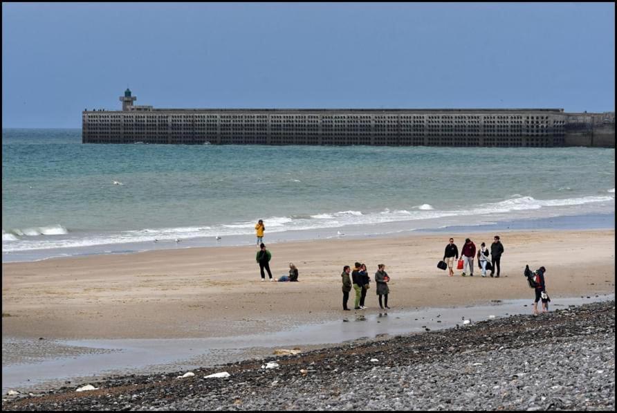 L'Accostage Apartment Dieppe Bagian luar foto